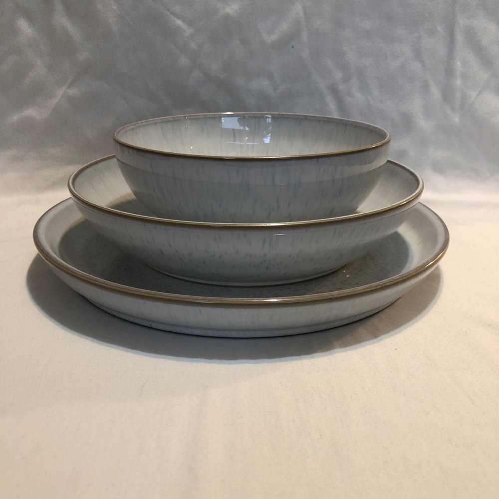 Denby Halo Speckle -coupe dinner plate, pasta bow, and coupe bowl, GUC
